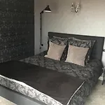 La Pinede D'estarac Bed & Breakfast