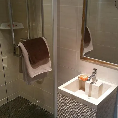 La Pinède D'estarac 4* Bages (Aude)