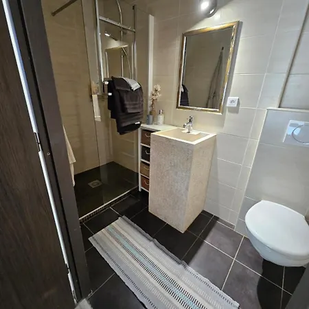 Bed & Breakfast La Pinede D'estarac 3*