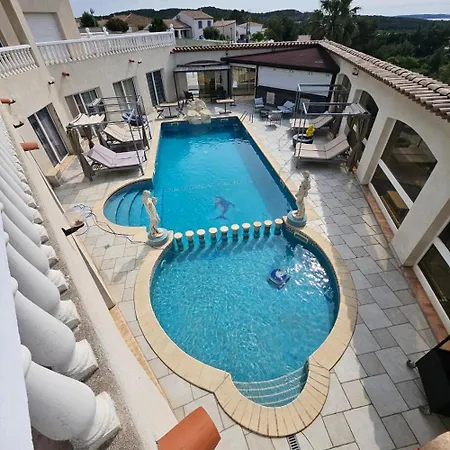 Bed & Breakfast La Pinede D'estarac 3*