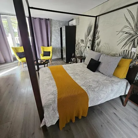 La Pinede D'estarac 3*