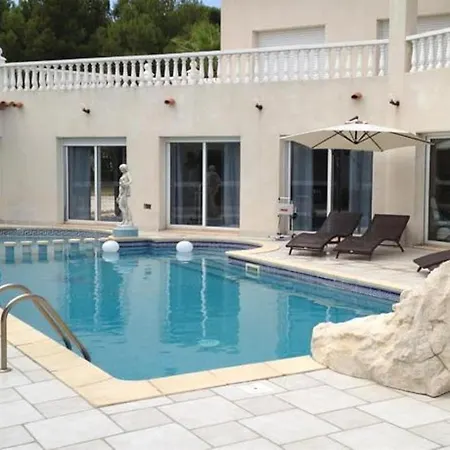 La Pinede D'estarac Bed & Breakfast